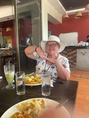 Day 3 ~ Salsa & Carbon ~ Chitré, Panamá